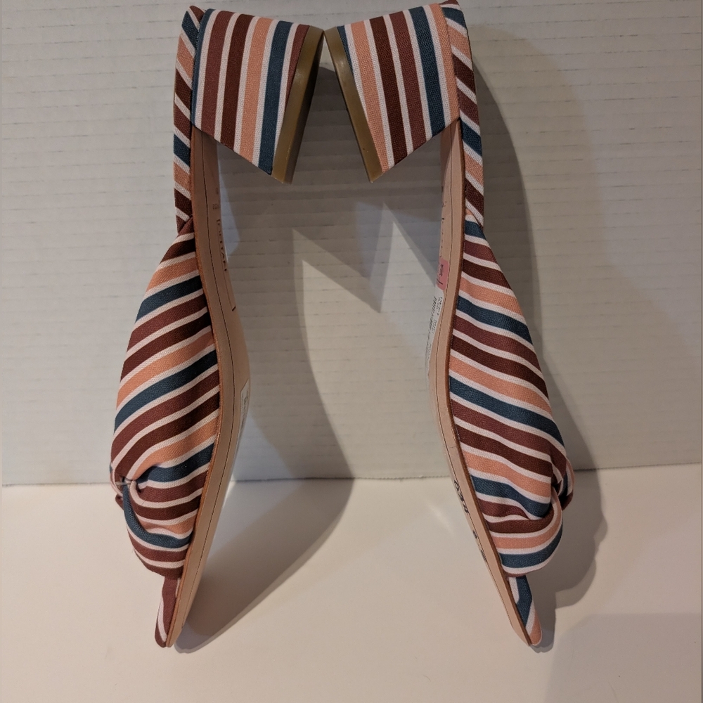 Deltan "Georgie" Striped Sandal Sz. 8.5 - Picture 3 of 11